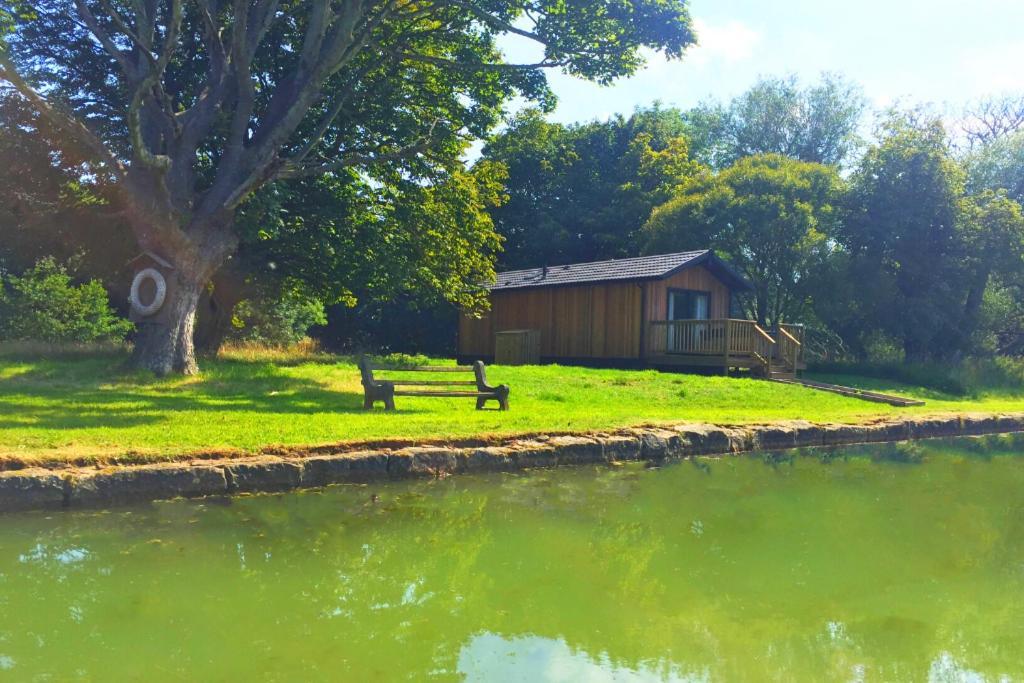 The Lodge By The Lake, ダンバー エクステリア 写真